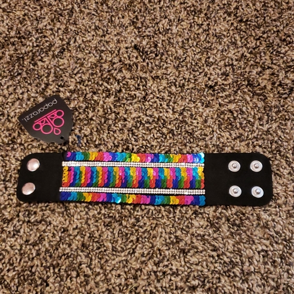 Paparazzi Acessories reversible sequin bracelet - Picture 4 of 6